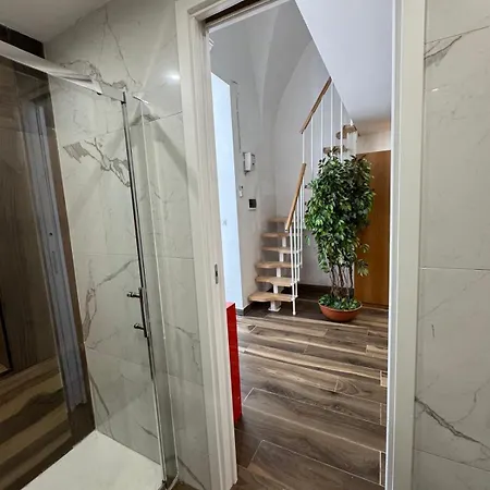 Lorenzo Apartament *